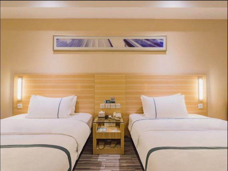 City Comfort Inn Guangzhou Tianpingjia Subway Station Branch Eksteriør billede