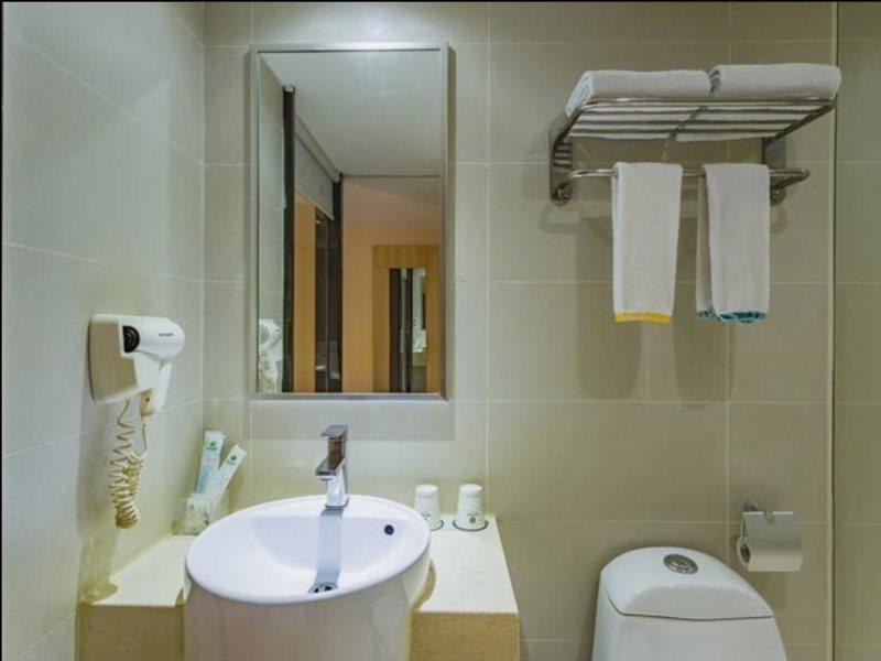 City Comfort Inn Guangzhou Tianpingjia Subway Station Branch Eksteriør billede